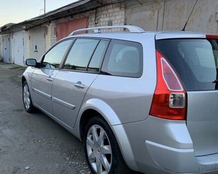 Серый Рено Меган, объемом двигателя 2 л и пробегом 162 тыс. км за 6299 $, фото 67 на Automoto.ua