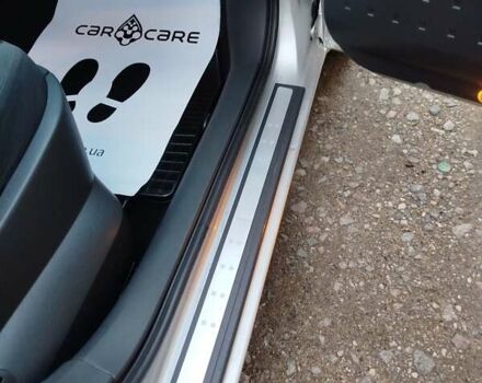 Серый Рено Меган, объемом двигателя 2 л и пробегом 162 тыс. км за 6299 $, фото 136 на Automoto.ua