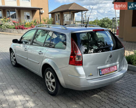 Серый Рено Меган, объемом двигателя 2 л и пробегом 220 тыс. км за 5800 $, фото 7 на Automoto.ua