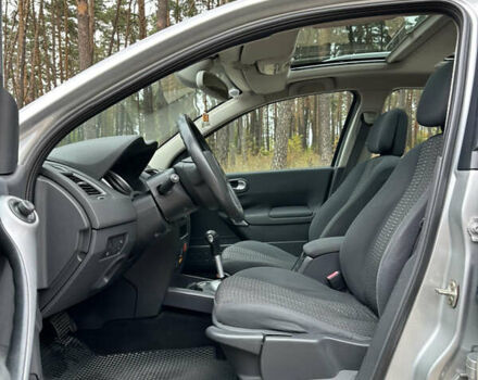 Сірий Рено Меган, об'ємом двигуна 2 л та пробігом 262 тис. км за 5650 $, фото 23 на Automoto.ua