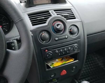 Рено Меган 2007 в Сумах на Automoto.ua Серый Рено Меган, объемом двигателя 1.6 л и пробегом 208 тыс. км за 5400 $, фото 29 на Automoto.ua