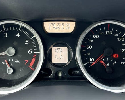 Рено Меган 2007 в Виннице на Automoto.ua Серый Рено Меган, объемом двигателя 1.6 л и пробегом 178 тыс. км за 5850 $, фото 38 на Automoto.ua
