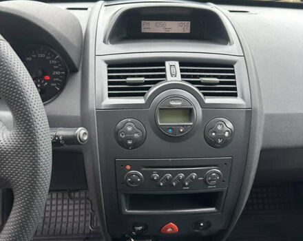 Серый Рено Меган, объемом двигателя 1.6 л и пробегом 174 тыс. км за 5550 $, фото 25 на Automoto.ua