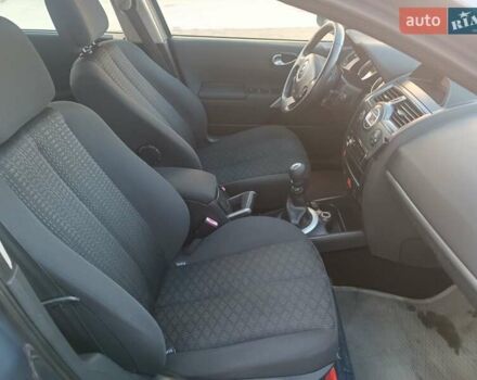 Серый Рено Меган, объемом двигателя 2 л и пробегом 191 тыс. км за 5750 $, фото 27 на Automoto.ua