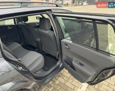 Серый Рено Меган, объемом двигателя 1.6 л и пробегом 193 тыс. км за 5000 $, фото 7 на Automoto.ua