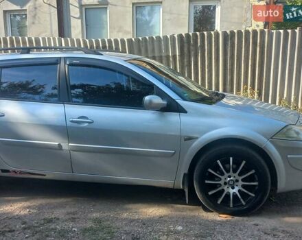 Рено Меган 2007 у Славянске на Automoto.ua Сірий Рено Меган, об'ємом двигуна 1.46 л та пробігом 363 тис. км за 5200 $, фото 5 на Automoto.ua