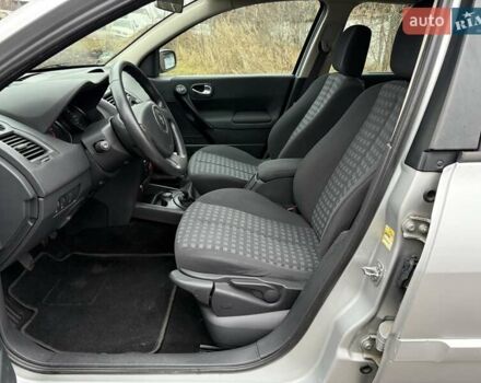 Серый Рено Меган, объемом двигателя 1.6 л и пробегом 206 тыс. км за 5190 $, фото 11 на Automoto.ua