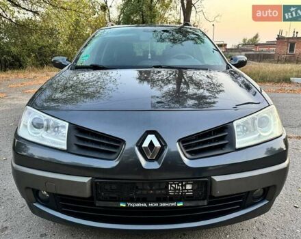 Серый Рено Меган, объемом двигателя 1.6 л и пробегом 190 тыс. км за 5650 $, фото 16 на Automoto.ua
