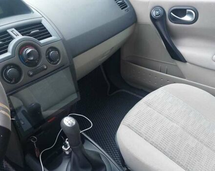 Сірий Рено Меган, об'ємом двигуна 1.6 л та пробігом 190 тис. км за 4800 $, фото 16 на Automoto.ua