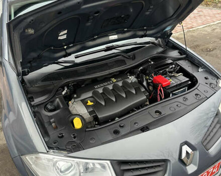 Серый Рено Меган, объемом двигателя 1.6 л и пробегом 174 тыс. км за 5550 $, фото 29 на Automoto.ua