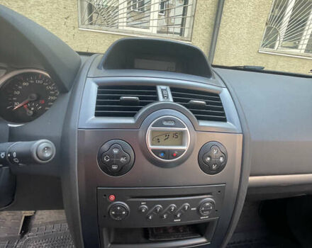 Сірий Рено Меган, об'ємом двигуна 1.6 л та пробігом 153 тис. км за 5400 $, фото 4 на Automoto.ua