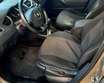 Сірий Рено Меган, об'ємом двигуна 1.6 л та пробігом 176 тис. км за 5500 $, фото 4 на Automoto.ua