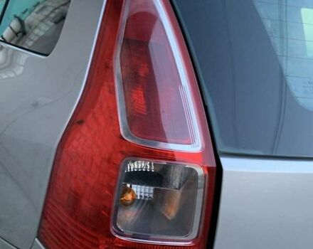 Серый Рено Меган, объемом двигателя 2 л и пробегом 162 тыс. км за 6299 $, фото 30 на Automoto.ua