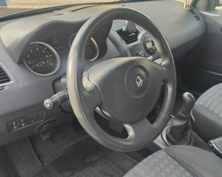 Сірий Рено Меган, об'ємом двигуна 1.6 л та пробігом 226 тис. км за 5100 $, фото 7 на Automoto.ua