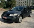 Рено Меган 2007 в Каменское - Днепродзержинск на Automoto.ua Серый Рено Меган, объемом двигателя 2 л и пробегом 250 тыс. км за 5700 $, фото 1 на Automoto.ua