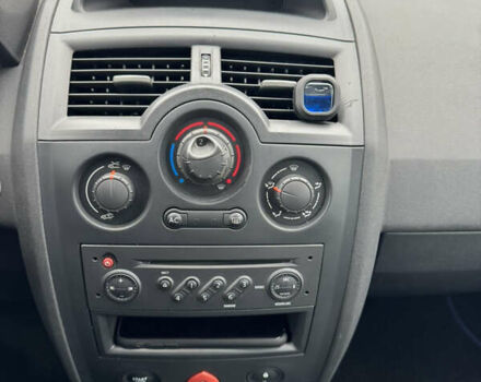 Серый Рено Меган, объемом двигателя 1.6 л и пробегом 193 тыс. км за 5000 $, фото 13 на Automoto.ua