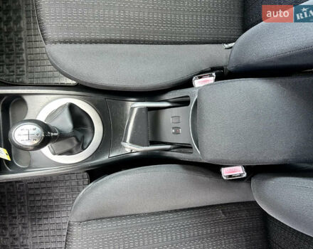 Рено Меган 2007 в Виннице на Automoto.ua Серый Рено Меган, объемом двигателя 1.6 л и пробегом 178 тыс. км за 5850 $, фото 51 на Automoto.ua