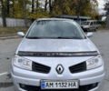 Рено Меган 2007 в Житомире на Automoto.ua Серый Рено Меган, объемом двигателя 1.6 л и пробегом 218 тыс. км за 4900 $, фото 2 на Automoto.ua