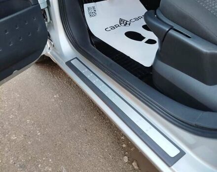 Серый Рено Меган, объемом двигателя 2 л и пробегом 162 тыс. км за 6299 $, фото 97 на Automoto.ua