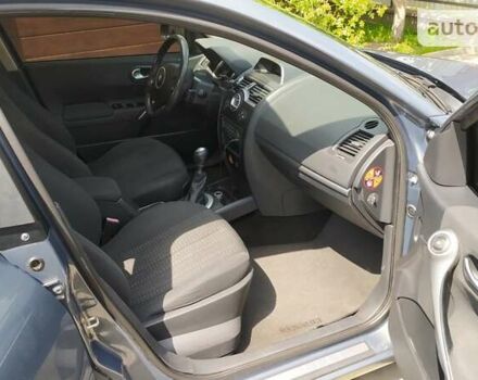 Серый Рено Меган, объемом двигателя 2 л и пробегом 288 тыс. км за 5500 $, фото 15 на Automoto.ua