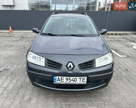 Рено Меган 2007 в Кривом Роге на Automoto.ua Серый Рено Меган, объемом двигателя 1.46 л и пробегом 290 тыс. км за 5500 $, фото 2 на Automoto.ua