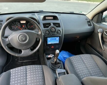 Серый Рено Меган, объемом двигателя 1.6 л и пробегом 220 тыс. км за 5550 $, фото 4 на Automoto.ua