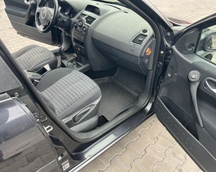 Сірий Рено Меган, об'ємом двигуна 1.5 л та пробігом 210 тис. км за 5600 $, фото 9 на Automoto.ua