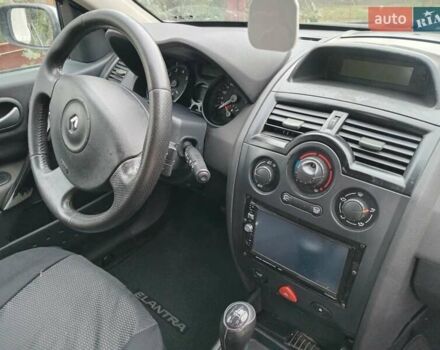 Серый Рено Меган, объемом двигателя 1.6 л и пробегом 308 тыс. км за 4500 $, фото 7 на Automoto.ua