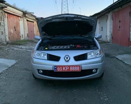 Серый Рено Меган, объемом двигателя 2 л и пробегом 162 тыс. км за 6299 $, фото 44 на Automoto.ua