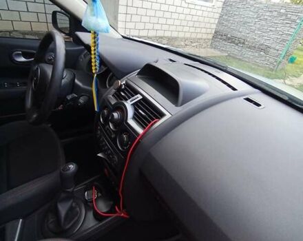 Рено Меган 2007 у Бару на Automoto.ua Сірий Рено Меган, об'ємом двигуна 1.6 л та пробігом 215 тис. км за 4999 $, фото 19 на Automoto.ua