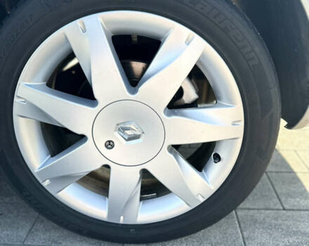 Серый Рено Меган, объемом двигателя 2 л и пробегом 134 тыс. км за 5600 $, фото 12 на Automoto.ua