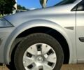 Рено Меган 2008 в Лозовой на Automoto.ua Серый Рено Меган, объемом двигателя 1.6 л и пробегом 191 тыс. км за 5400 $, фото 2 на Automoto.ua