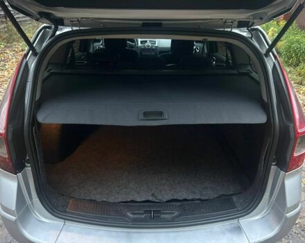 Рено Меган 2008 в Житомире на Automoto.ua Серый Рено Меган, объемом двигателя 1.5 л и пробегом 182 тыс. км за 5800 $, фото 6 на Automoto.ua