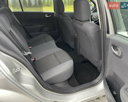 Сірий Рено Меган, об'ємом двигуна 1.6 л та пробігом 171 тис. км за 5999 $, фото 27 на Automoto.ua