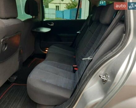 Серый Рено Меган, объемом двигателя 1.6 л и пробегом 224 тыс. км за 5850 $, фото 72 на Automoto.ua