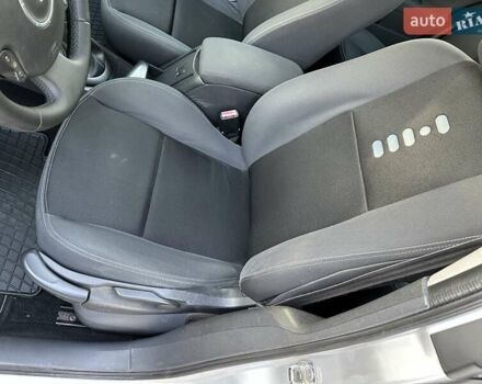 Сірий Рено Меган, об'ємом двигуна 1.6 л та пробігом 200 тис. км за 6300 $, фото 14 на Automoto.ua