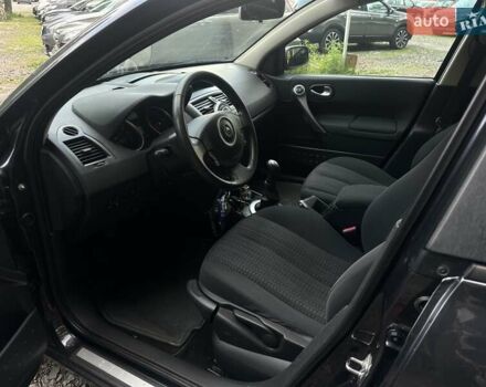 Серый Рено Меган, объемом двигателя 1.6 л и пробегом 193 тыс. км за 5999 $, фото 8 на Automoto.ua