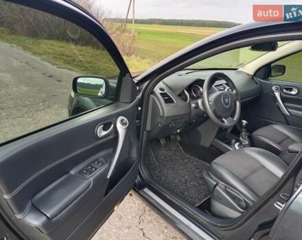 Серый Рено Меган, объемом двигателя 1.5 л и пробегом 205 тыс. км за 5950 $, фото 22 на Automoto.ua