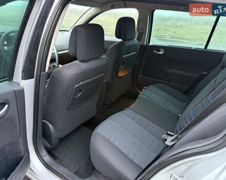 Серый Рено Меган, объемом двигателя 1.6 л и пробегом 213 тыс. км за 5100 $, фото 19 на Automoto.ua