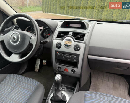 Сірий Рено Меган, об'ємом двигуна 1.6 л та пробігом 143 тис. км за 5700 $, фото 52 на Automoto.ua