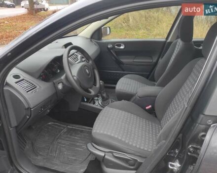 Серый Рено Меган, объемом двигателя 1.6 л и пробегом 212 тыс. км за 5990 $, фото 10 на Automoto.ua