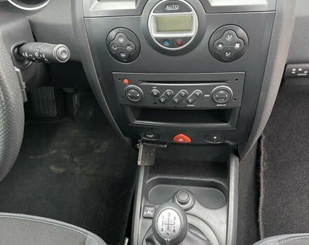 Сірий Рено Меган, об'ємом двигуна 1.6 л та пробігом 171 тис. км за 5999 $, фото 36 на Automoto.ua