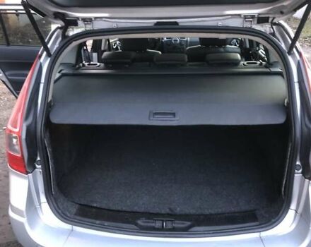 Серый Рено Меган, объемом двигателя 2 л и пробегом 205 тыс. км за 6500 $, фото 20 на Automoto.ua