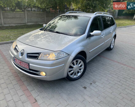 Серый Рено Меган, объемом двигателя 1.6 л и пробегом 201 тыс. км за 5150 $, фото 1 на Automoto.ua