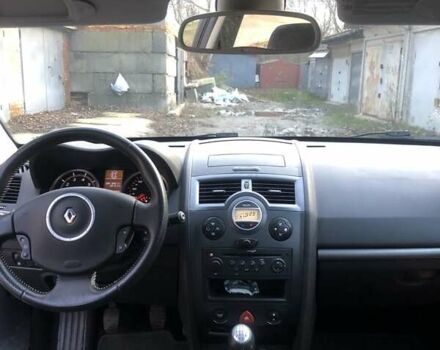 Серый Рено Меган, объемом двигателя 2 л и пробегом 205 тыс. км за 6500 $, фото 16 на Automoto.ua