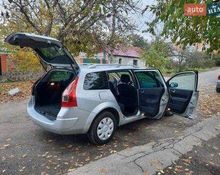 Серый Рено Меган, объемом двигателя 1.6 л и пробегом 224 тыс. км за 5850 $, фото 107 на Automoto.ua