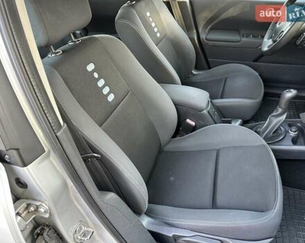 Сірий Рено Меган, об'ємом двигуна 1.6 л та пробігом 200 тис. км за 6300 $, фото 24 на Automoto.ua