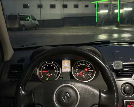 Серый Рено Меган, объемом двигателя 1.5 л и пробегом 385 тыс. км за 5600 $, фото 17 на Automoto.ua