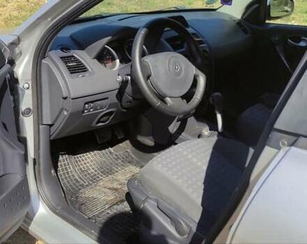 Сірий Рено Меган, об'ємом двигуна 1.6 л та пробігом 185 тис. км за 5699 $, фото 4 на Automoto.ua
