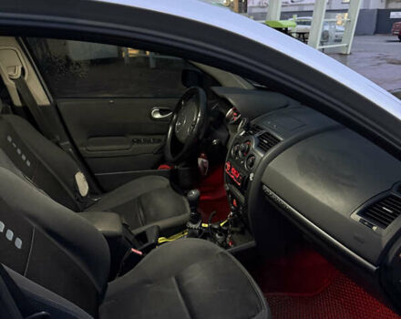 Серый Рено Меган, объемом двигателя 1.5 л и пробегом 385 тыс. км за 5600 $, фото 14 на Automoto.ua